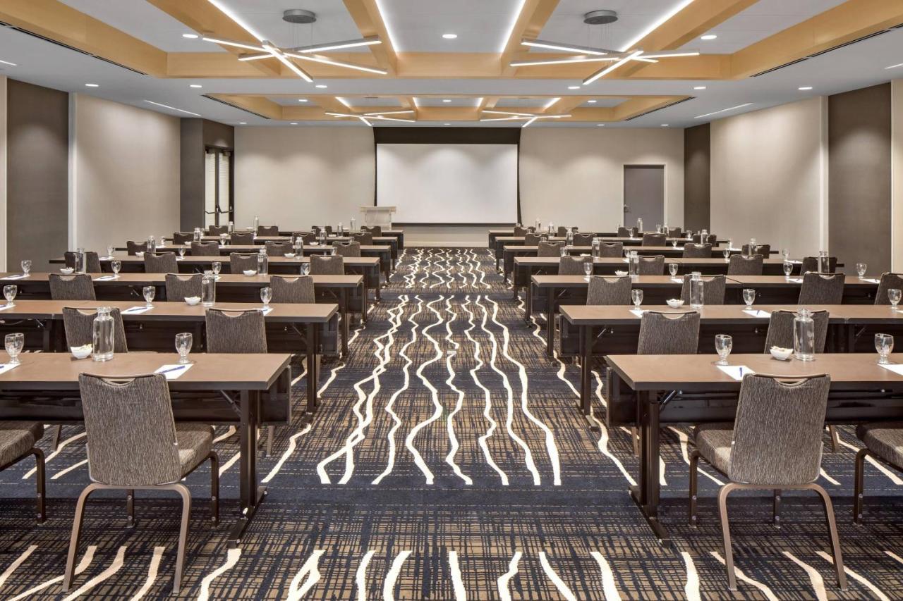Delta Hotels By Marriott Minneapolis Northeast Exterior foto
