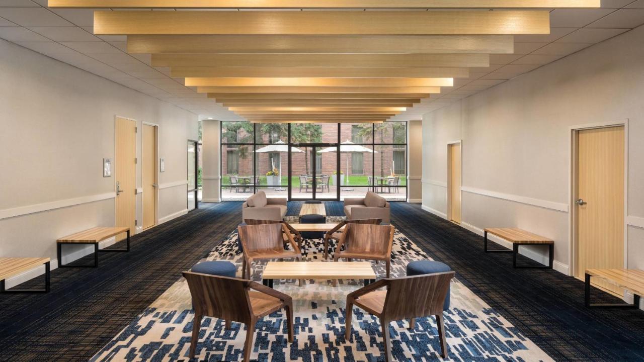 Delta Hotels By Marriott Minneapolis Northeast Exterior foto